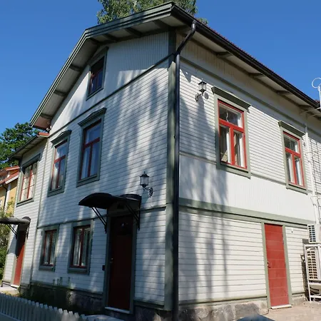 Omakotitalo, Kangasala, Ponnen Talo * Kangasala