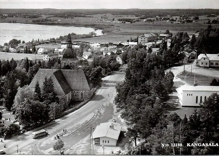 Omakotitalo, Kangasala, Ponsin Talo كانغاسالا
